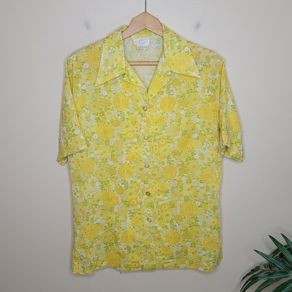Vintage 70s Lori Lynn | Lemon Lime Floral Print Short Sleeve Button Down Shirt - Picture 1 of 5